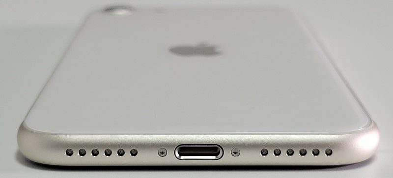 iPhone SE（第3世代）の外観とデザイン