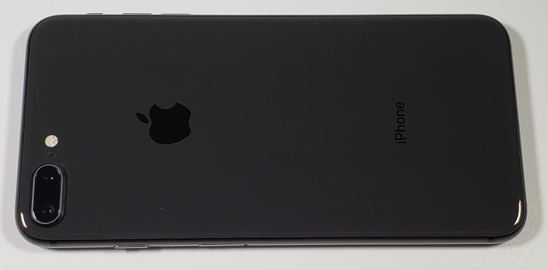 「iPhone 8 Plus」のレビュー！スペックやカメラ性能の評価まとめ／デュアルカメラ仕様の大画面モデル
